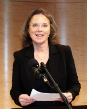 Photo of Carolyn Forche